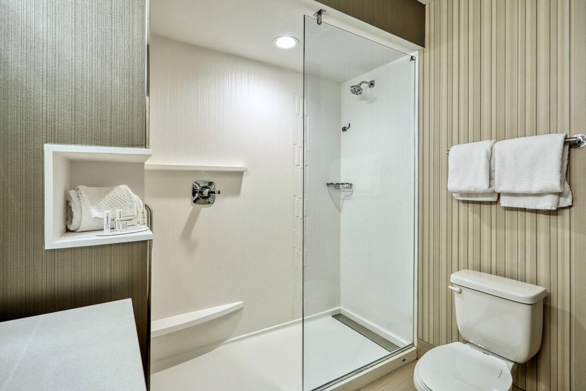 מלון Courtyard By Marriott נורת' ברונסוויק מראה חיצוני תמונה